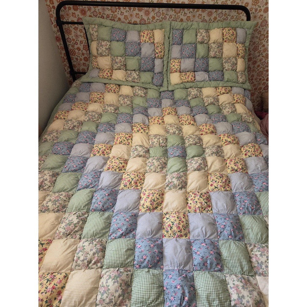 Vintage PEM America Puff Quilt & 2 Shams Floral Gingham Cottagecore Bedding